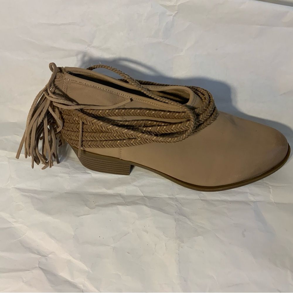 New BCBGeneration Craftee Ankle Boots size 7 - Picture 2 of 10